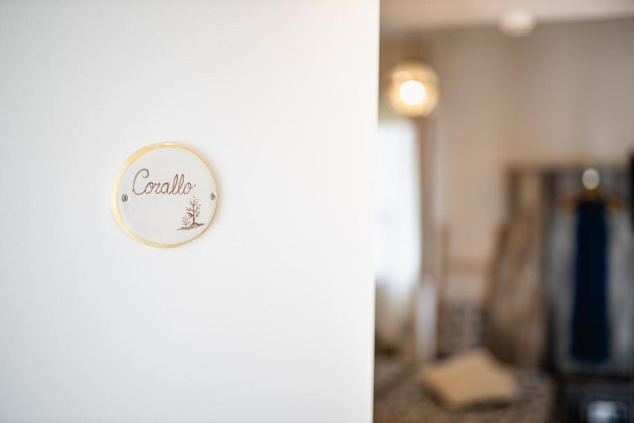 Love & Fama Hotel Сабаудия Экстерьер фото
