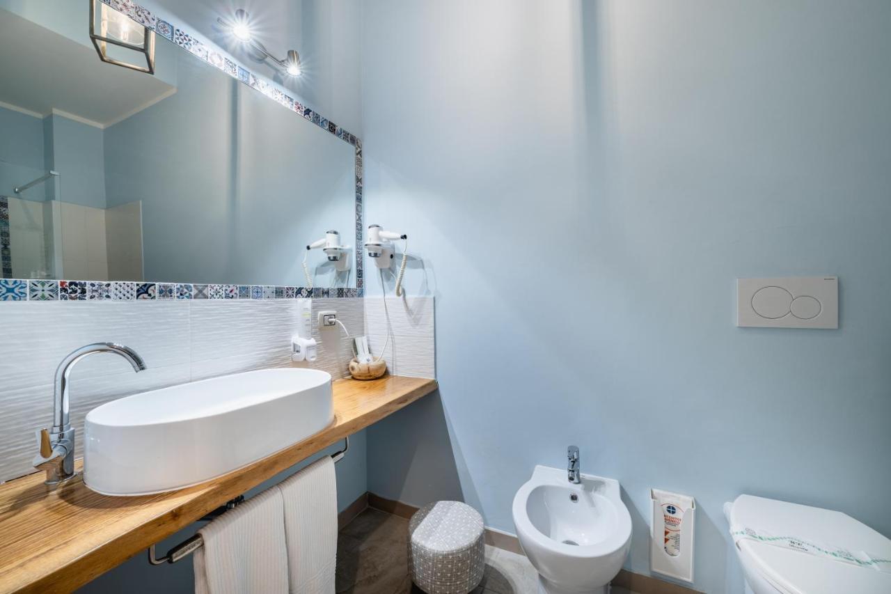Love & Fama Hotel Сабаудия Экстерьер фото