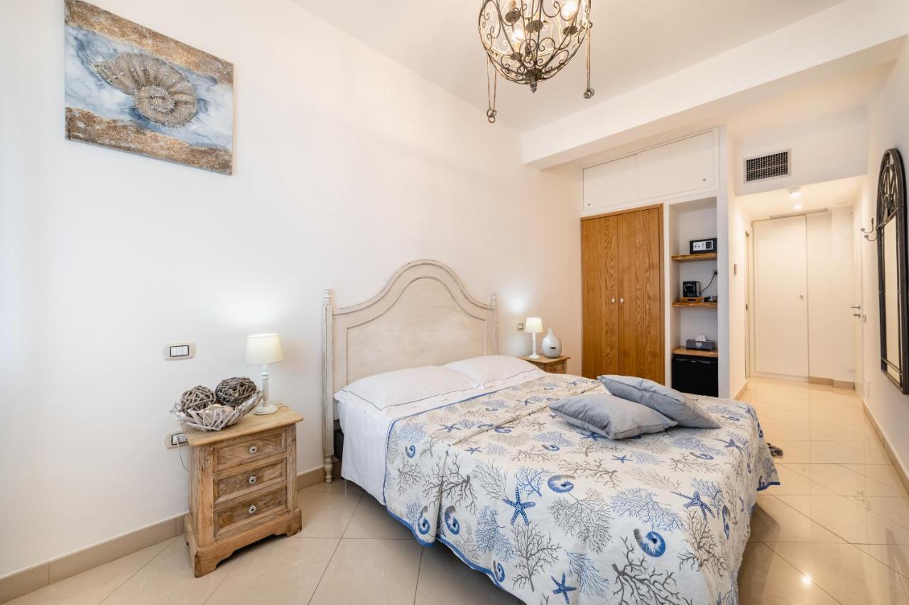 Love & Fama Hotel Сабаудия Экстерьер фото