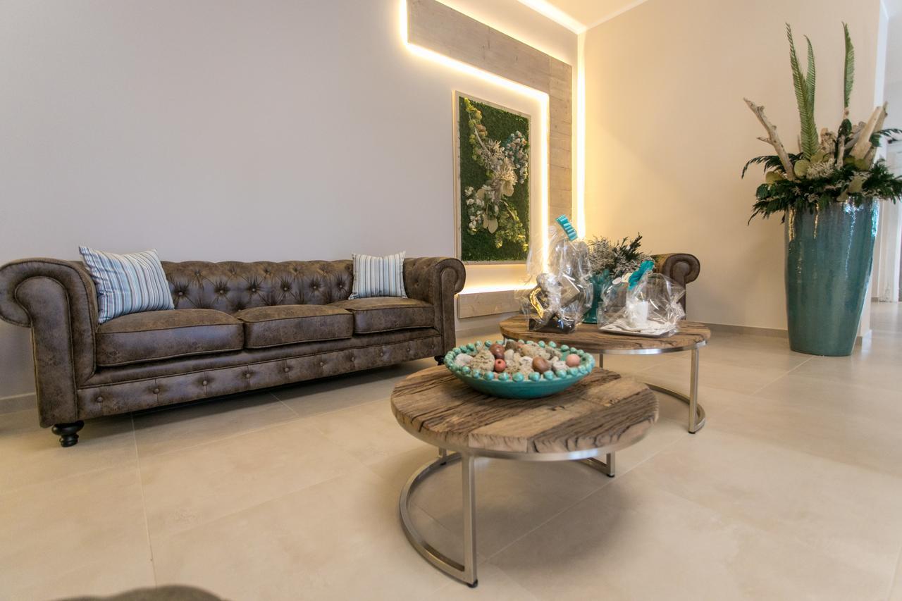 Love & Fama Hotel Сабаудия Экстерьер фото