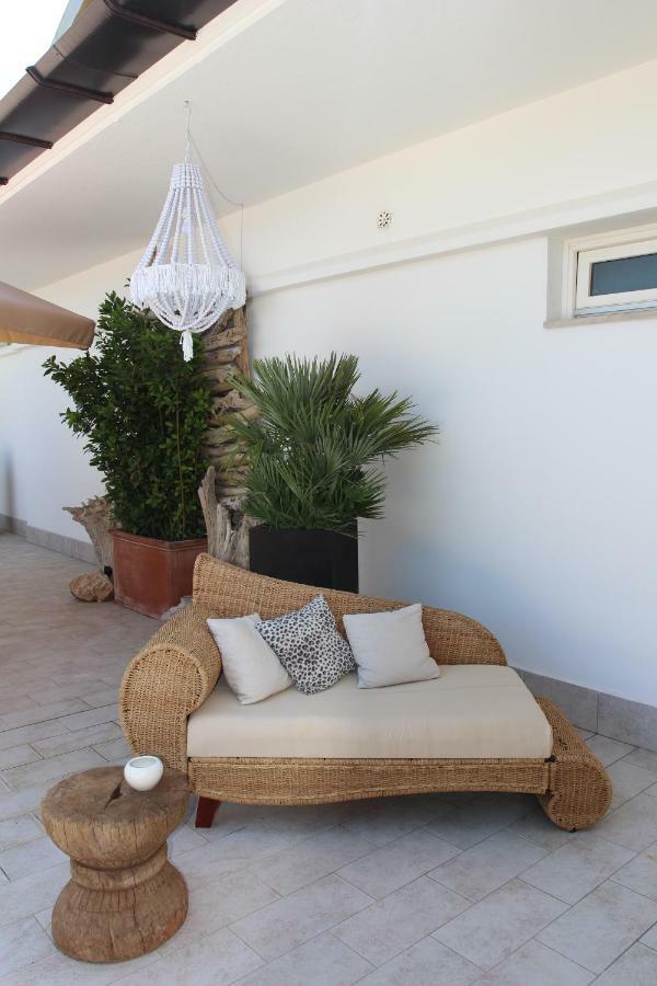 Love & Fama Hotel Сабаудия Экстерьер фото